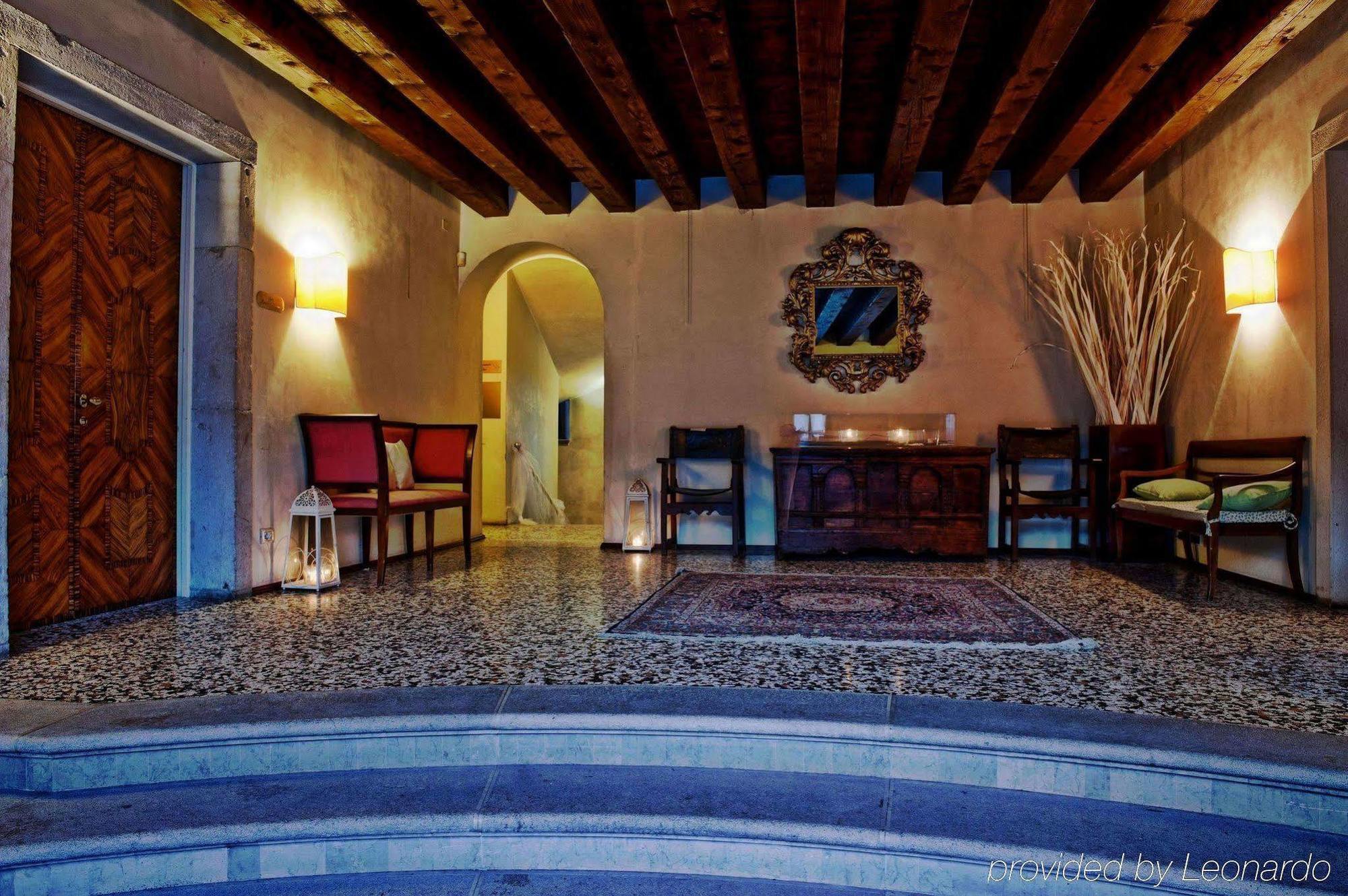 Hotel Villa Policreti Castello d'Aviano Exterior photo